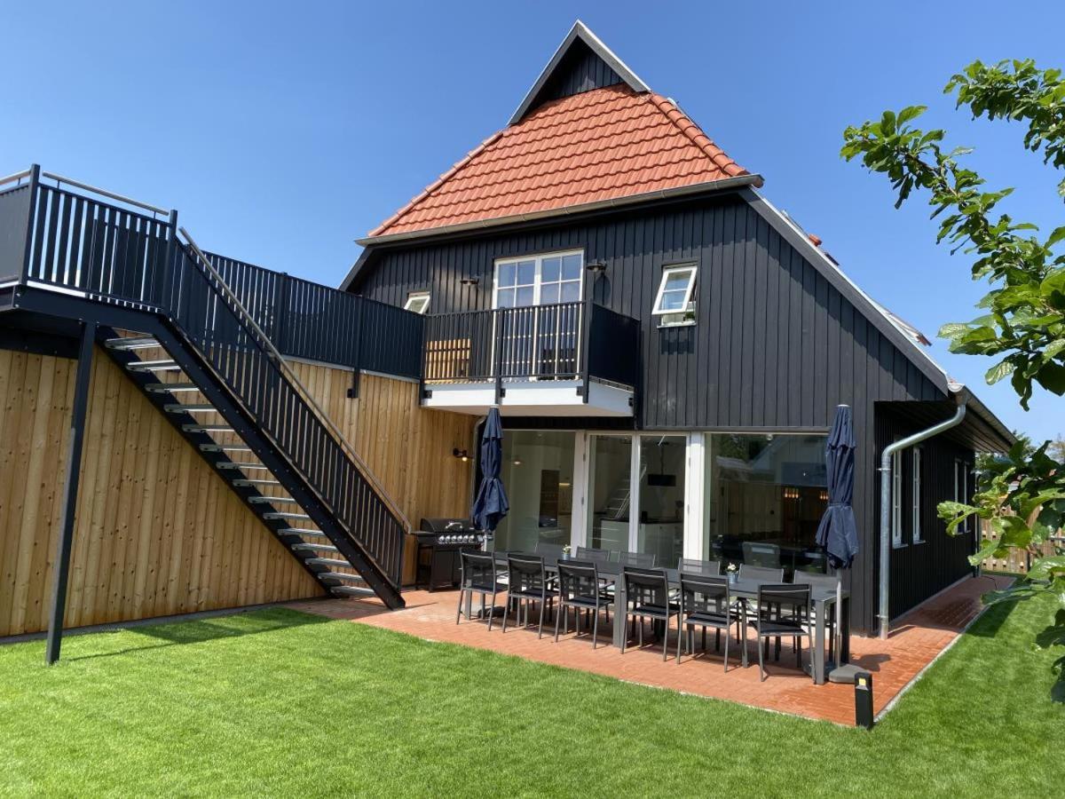 Villa FH Magnolia fuer 12 Pers. mit Terrasse + Dachterasse Born Exterior foto
