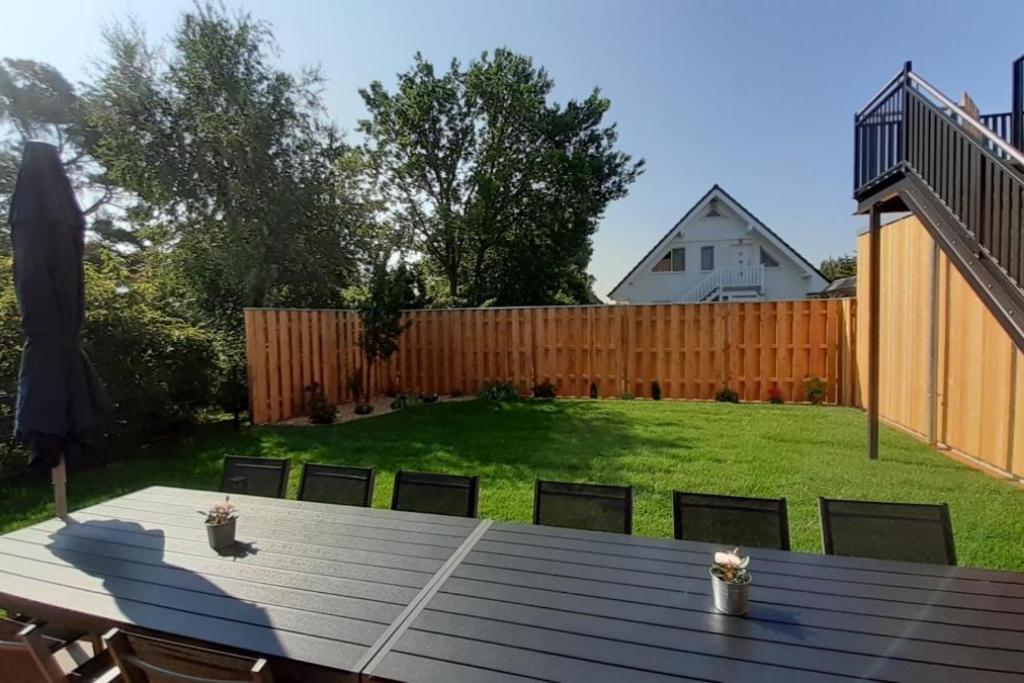 Villa FH Magnolia fuer 12 Pers. mit Terrasse + Dachterasse Born Exterior foto